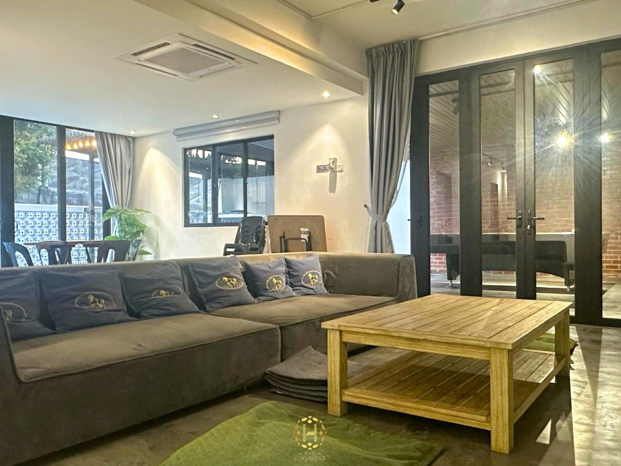 הוילה The Luxurious 27, ג'והור בהרו מראה חיצוני תמונה
